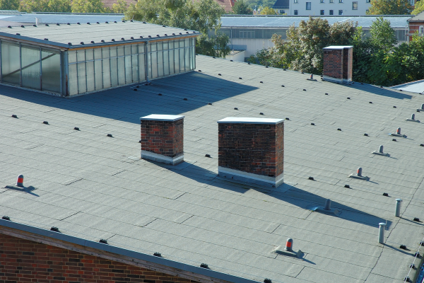 The Ultimate Guide to Choosing the Right Commercial Roofing Material in Southwest Florida
