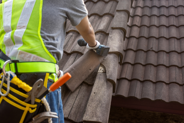 Signs it’s Time to Replace Your Home’s Roof